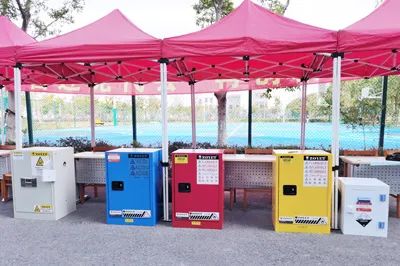 眾御實(shí)業(yè)助力上海一高校實(shí)驗(yàn)室安全應(yīng)急演練暨安全文化周開幕！(圖2)