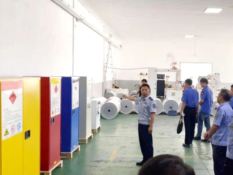 國務(wù)院安委辦來錫調(diào)研新型安全風(fēng)險管控工作(圖12) 國務(wù)院安委辦來錫調(diào)研新型安全風(fēng)險管控工作(圖12)